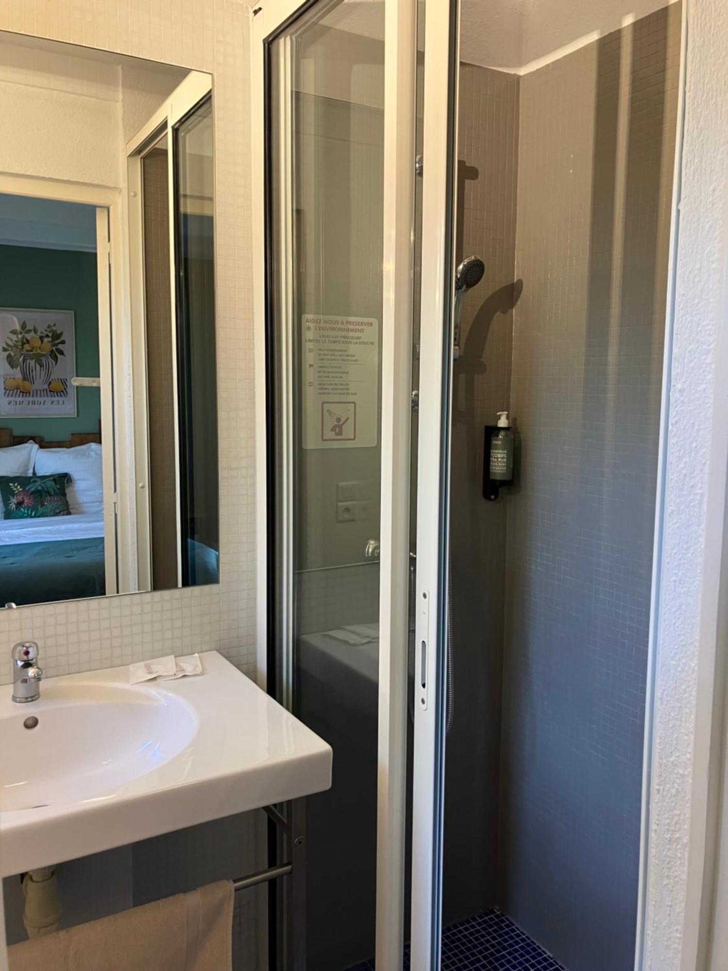 Hotel La Bastide Du Val 3*